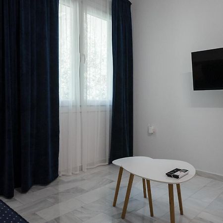Az Modern Studio Volos Esterno foto